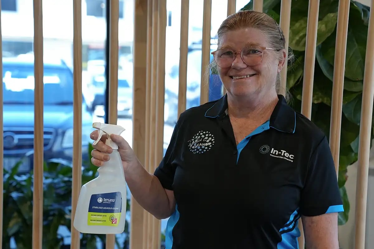 Lisa-Cleaner