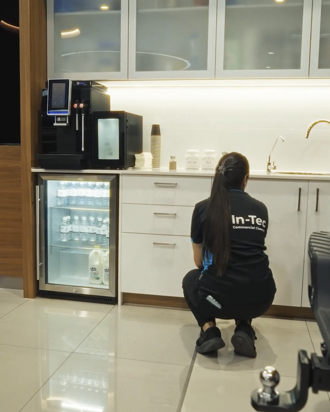 in-tec-commercial-cleaning-kitchen