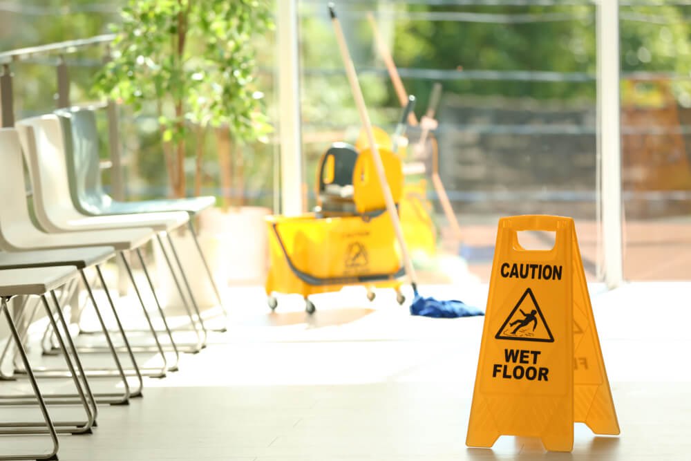 How can a commercial cleaning service save money for your business?