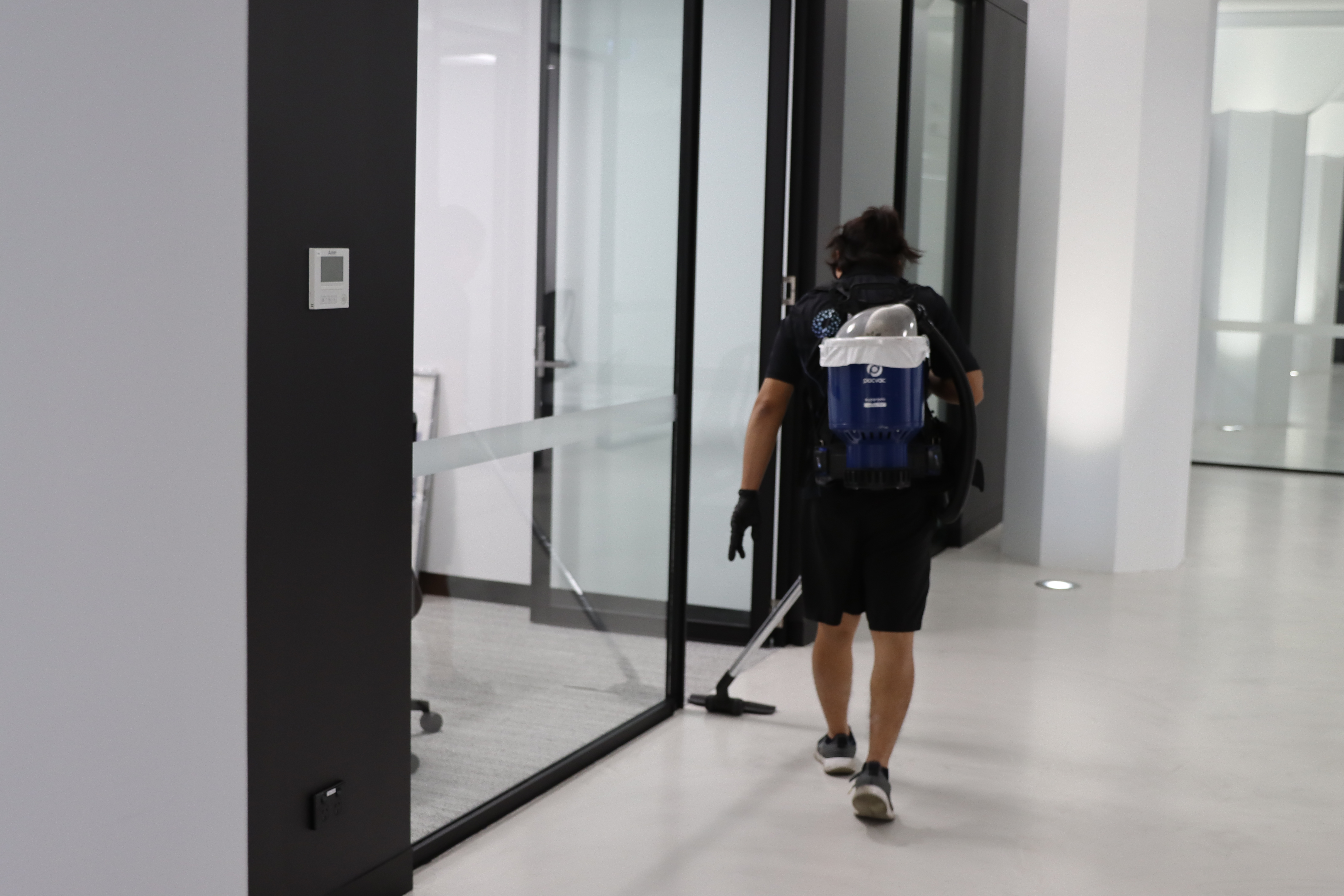 What Does a Commercial Cleaning Company Do?