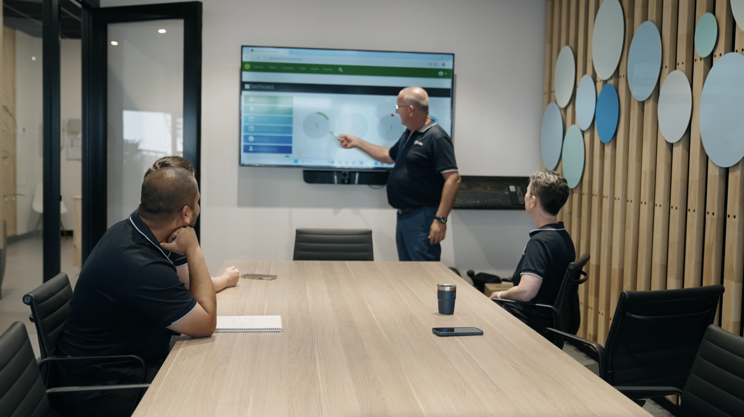 Bad client, must go (In-Tec Newsletter, Issue #6)