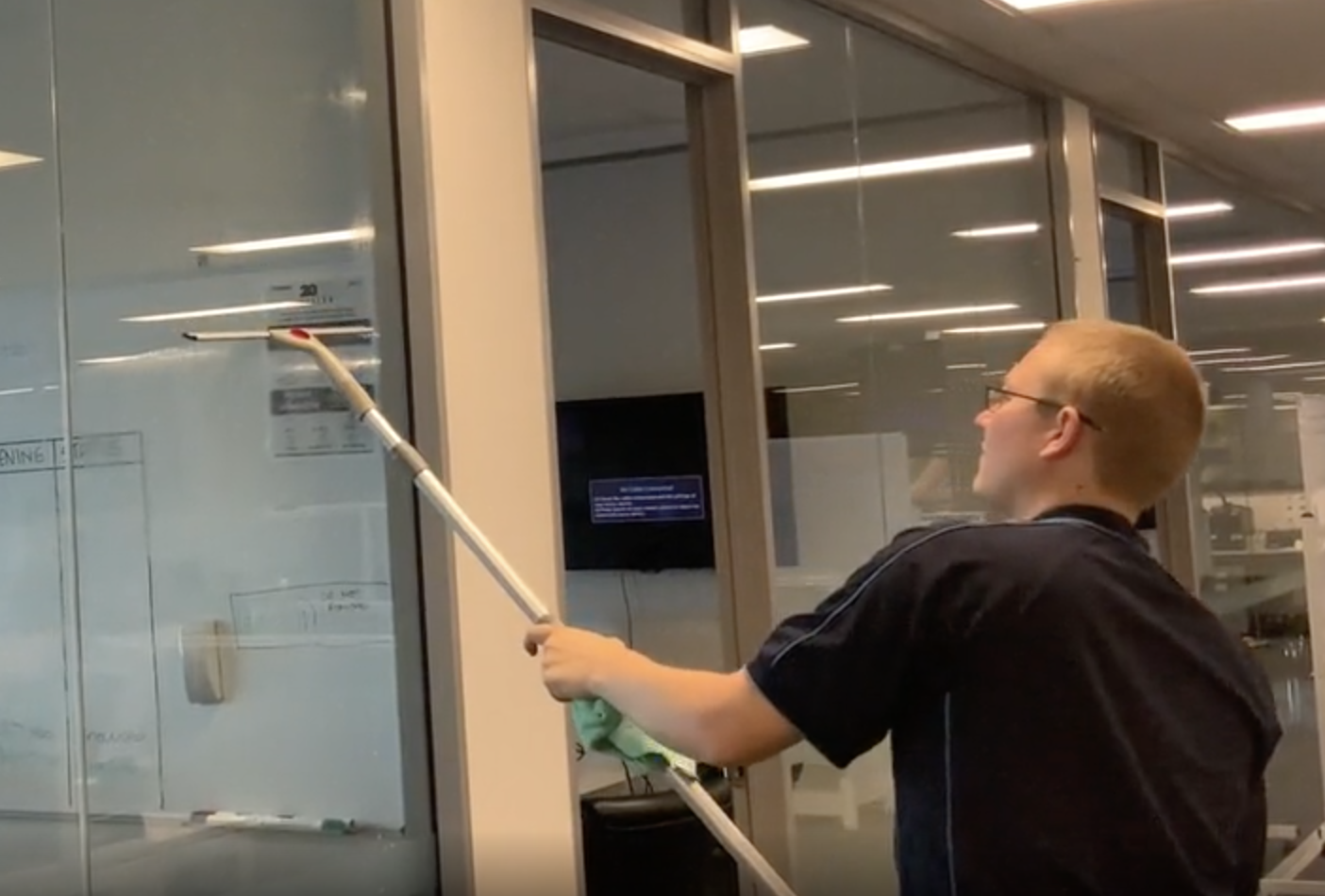 How To Clean Glass Surfaces Without Streaks